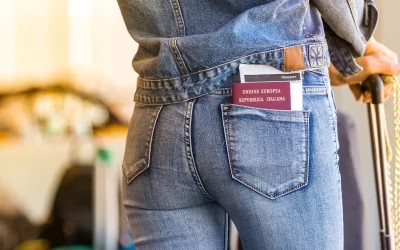 Svuotare sempre le tasche degli indumenti prima del lavaggio